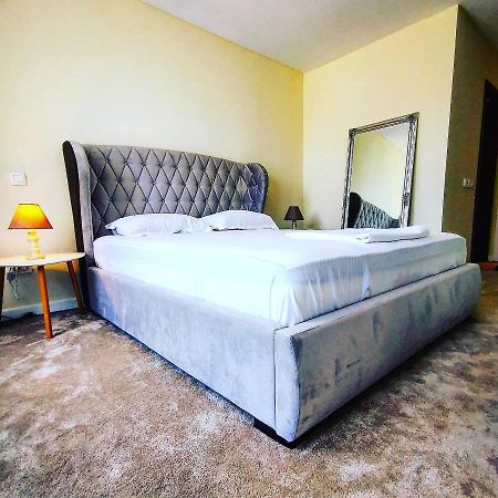 Hypnotique Hotel Năvodari Eksteriør billede