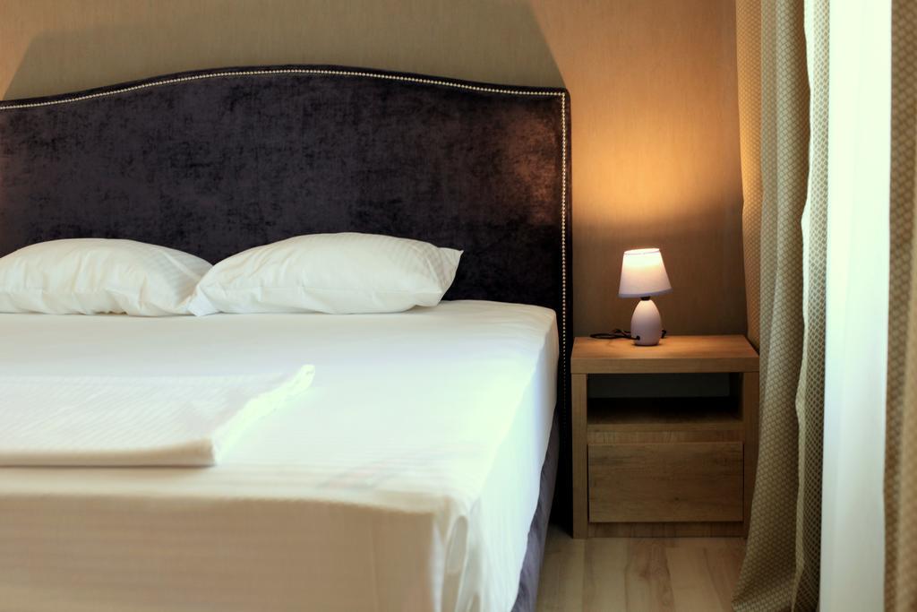Hypnotique Hotel Năvodari Eksteriør billede